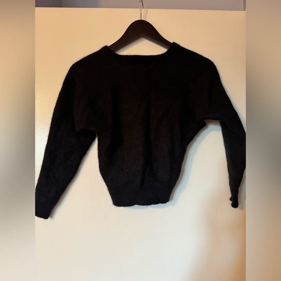 saks off fifth sweater - Picture 2 of 3